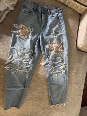 American Eagle Mom straight Jeans